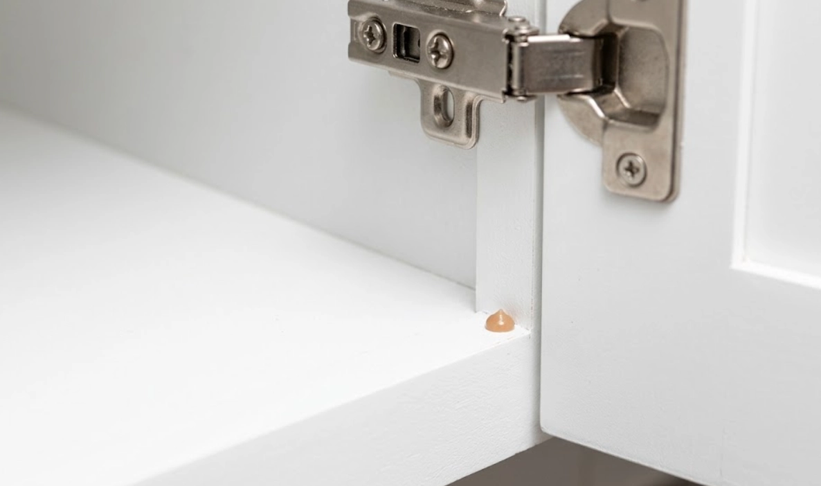 Comparing the safety and placement of cockroach gel bait vs spray treatment around food areas
